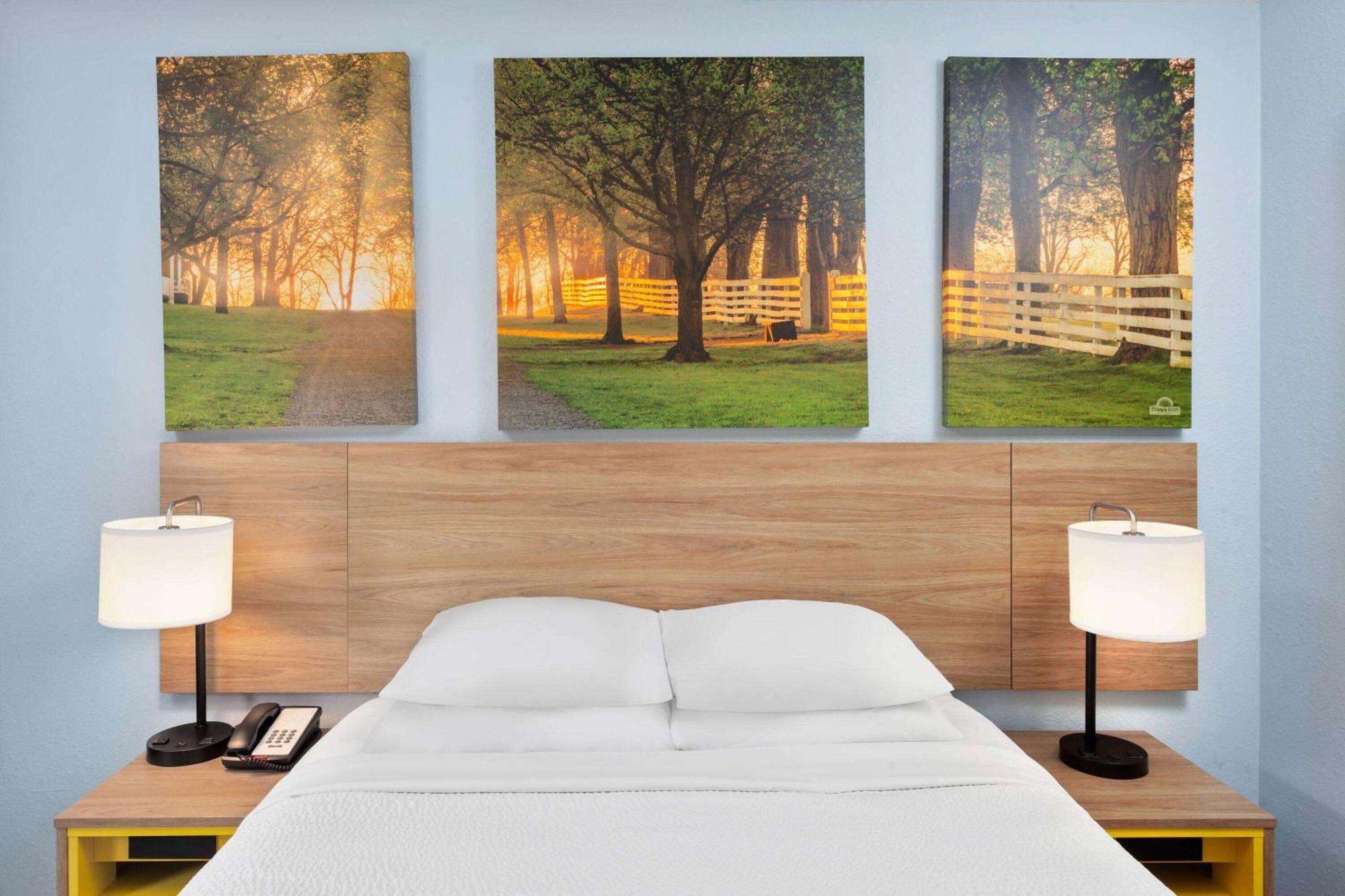 Days Inn & Suites By Wyndham Siler City Buitenkant foto