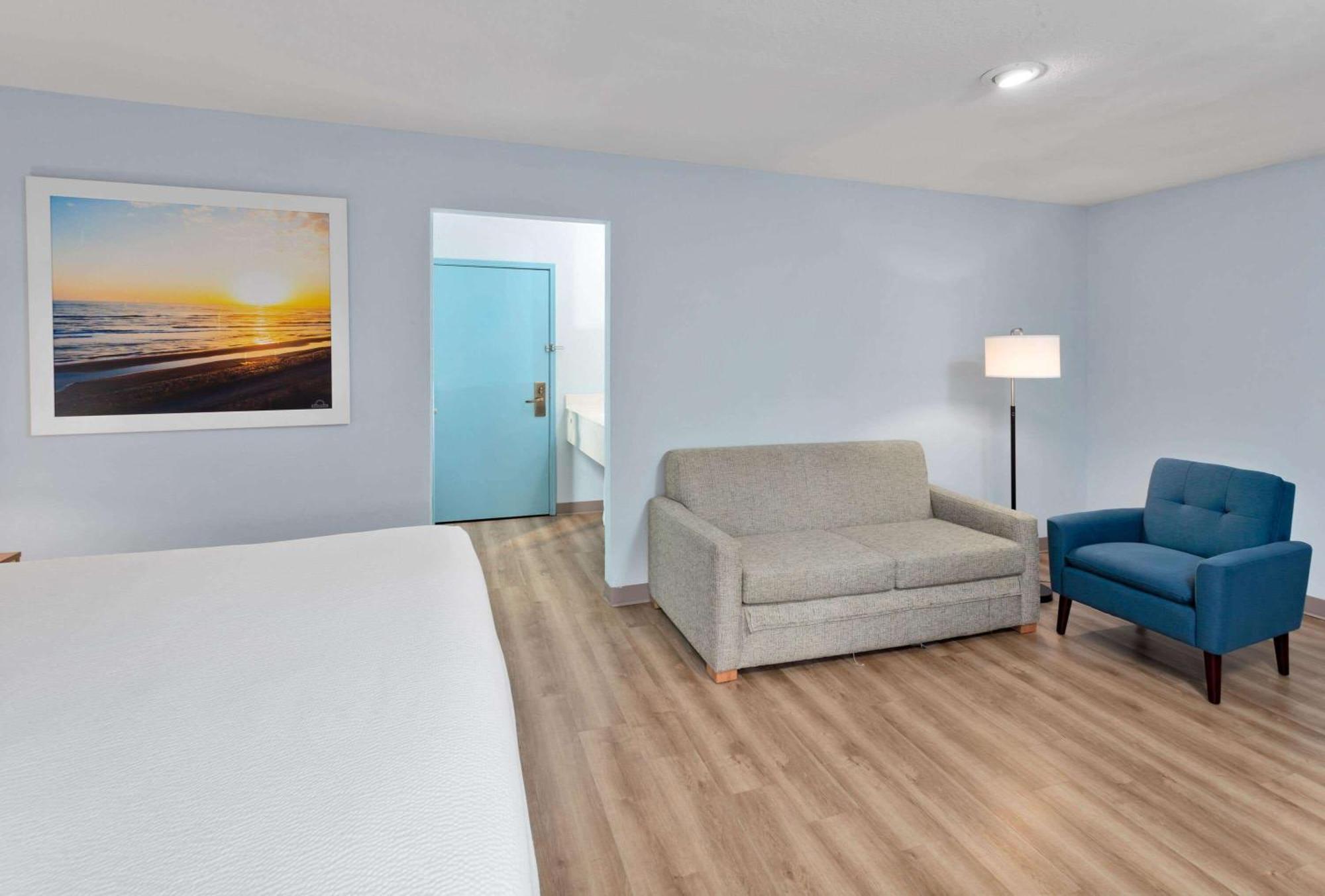 Days Inn & Suites By Wyndham Siler City Buitenkant foto
